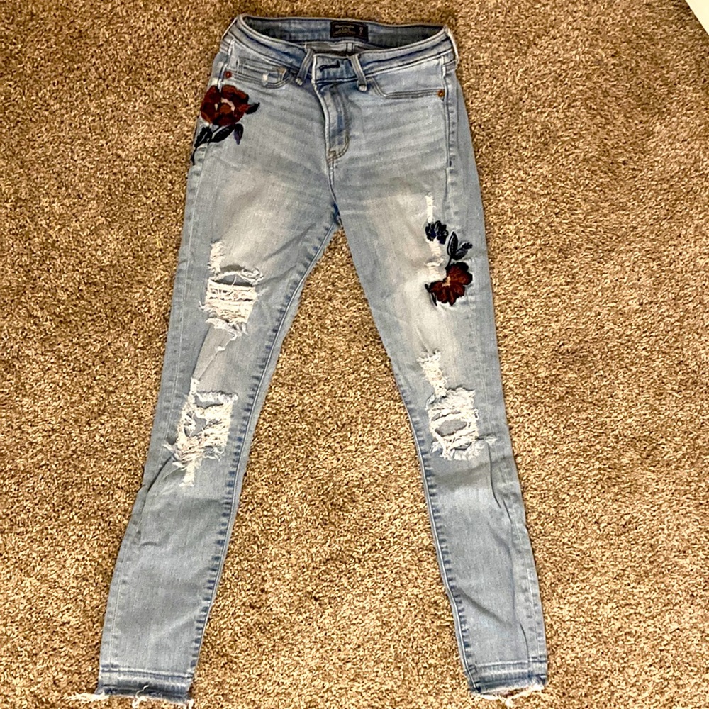 Abercrombie & Fitch - Harper Super Skinny Jeans
